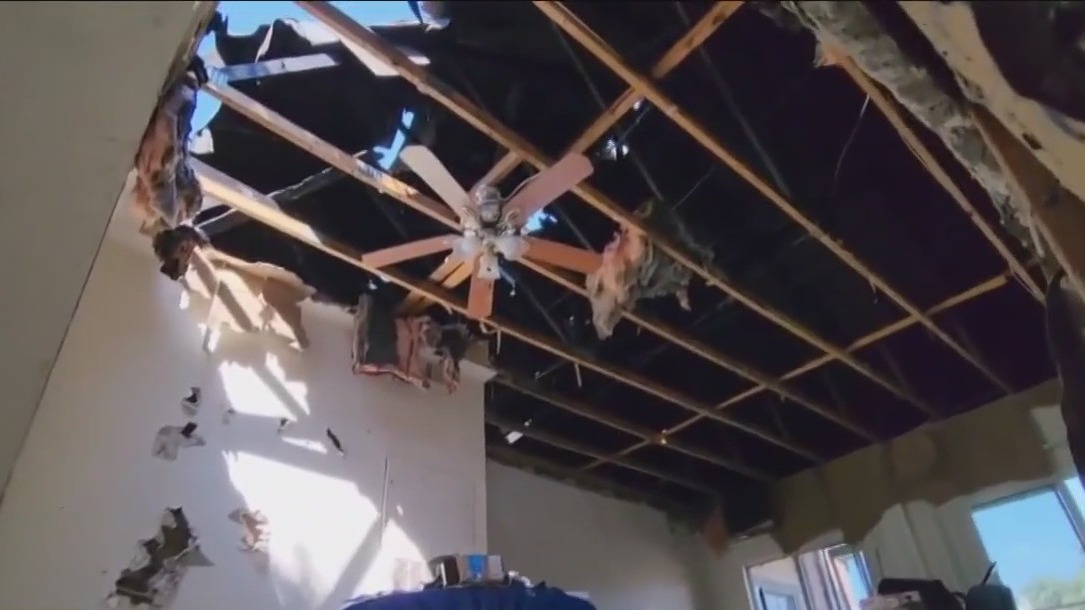 Residents say lightning causes weekend condo fire