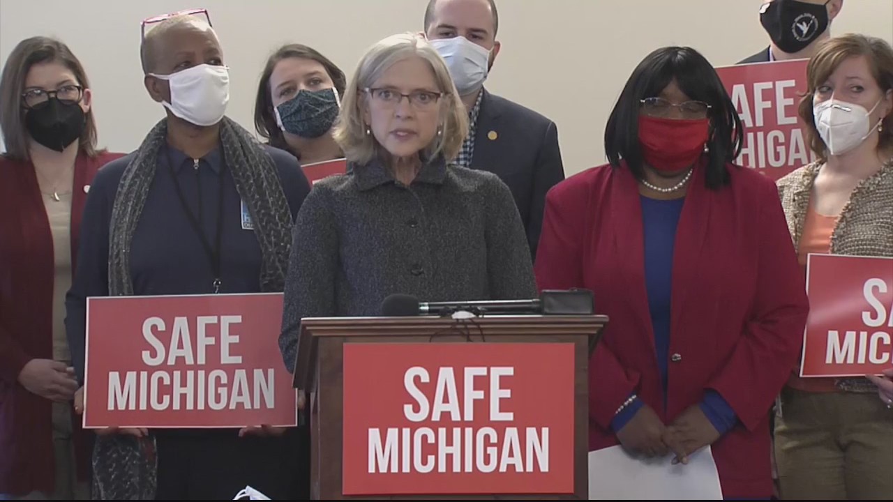 State's gun control lobby argues for smaller magazine sizes post-Oxford