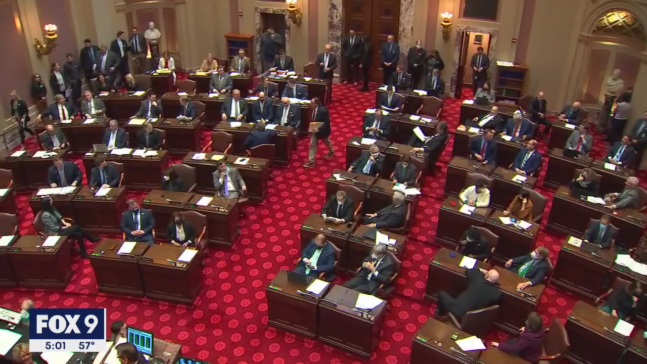 Minnesota lawmakers about to miss deadline on tax cuts, spending