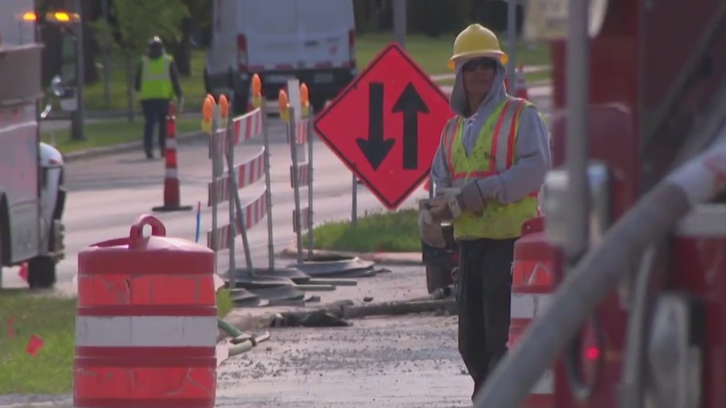 Milwaukee gas main struck; 84th and Oklahoma