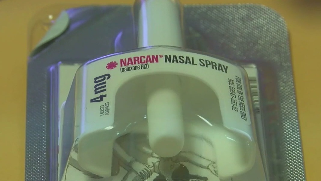 Phoenix libraries giving out free Narcan kits