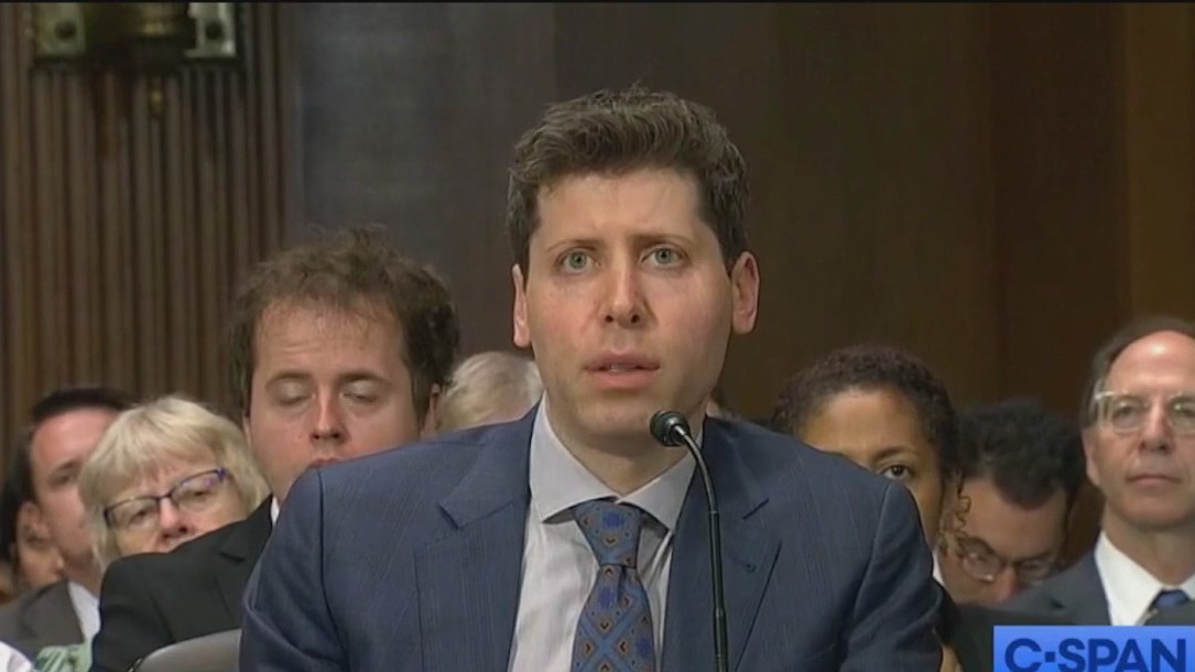 AI industry leaders call for more regulation