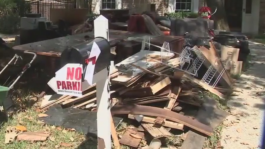 Houston residents still waiting on Hurricane Harvey relief funds