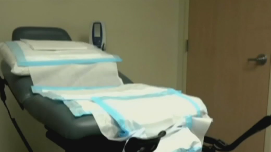 Supreme Court rules Texas abortion clinics can sue over law