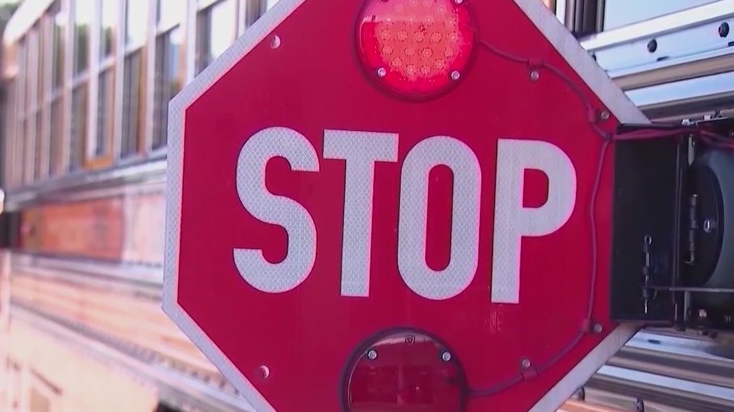 Parents scramble to find rides to school for kids amid bus driver absences
