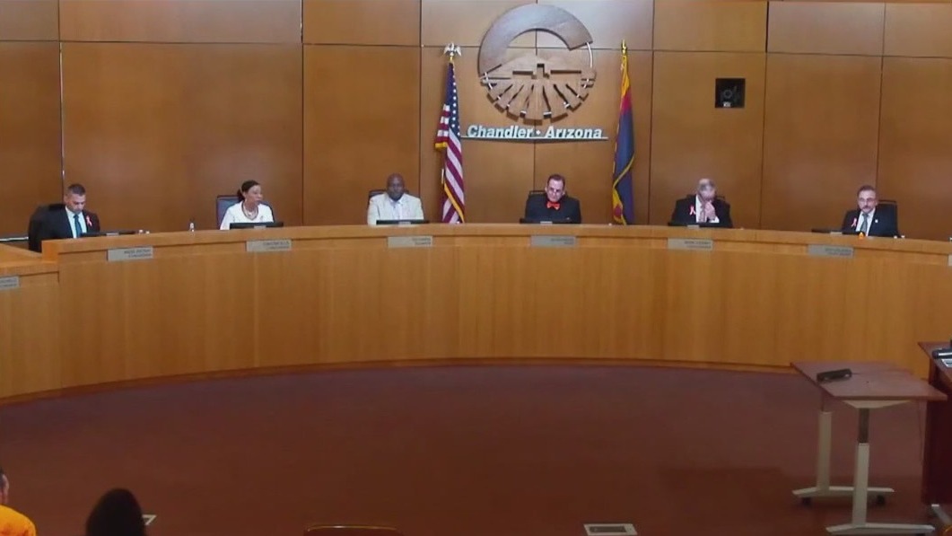 Chandler City Council advances teen violence ordinances