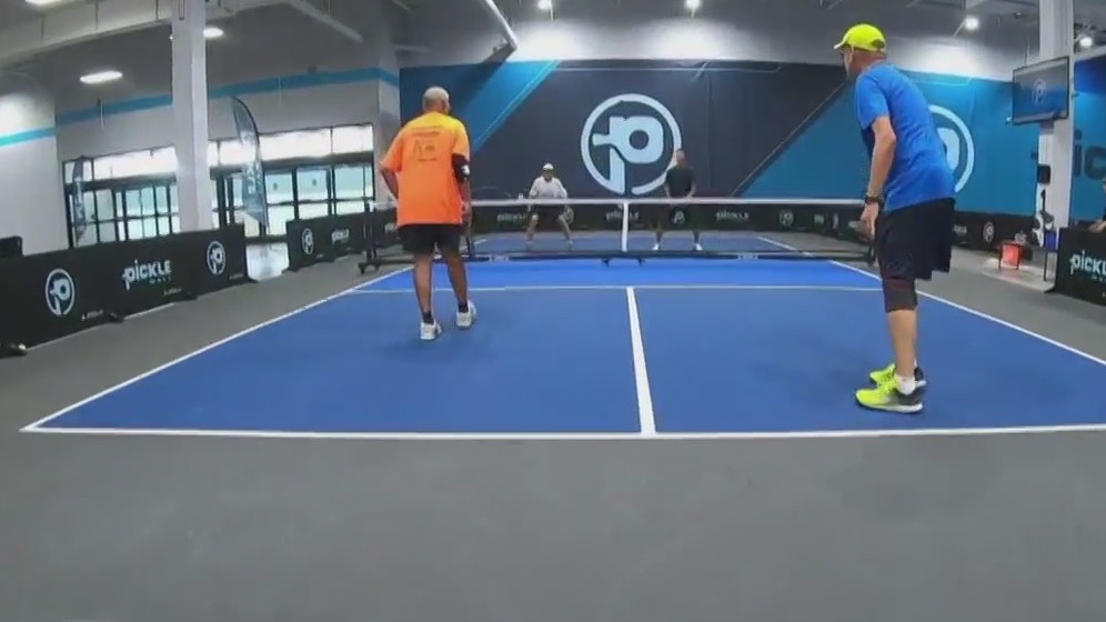 'Pickle Mall' brings pickleball to vacant shopping centers