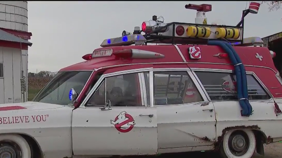 Minnesota man replicates Ghostbusters ambulance