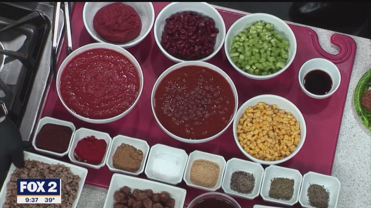 Super Bowl Eats: Triple sausage chili with a special Michigan-made connection