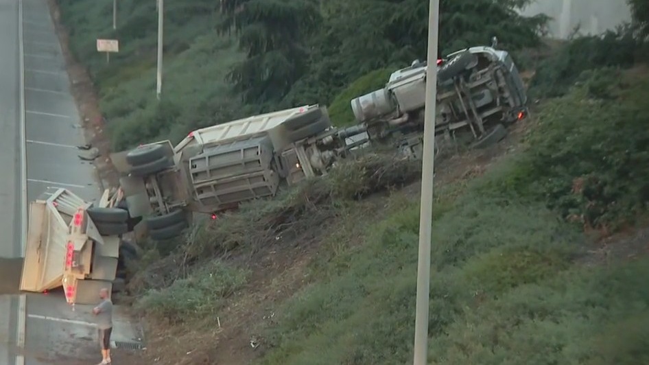 50,000 pounds of gravel spill onto roadway in 210 Fwy crash