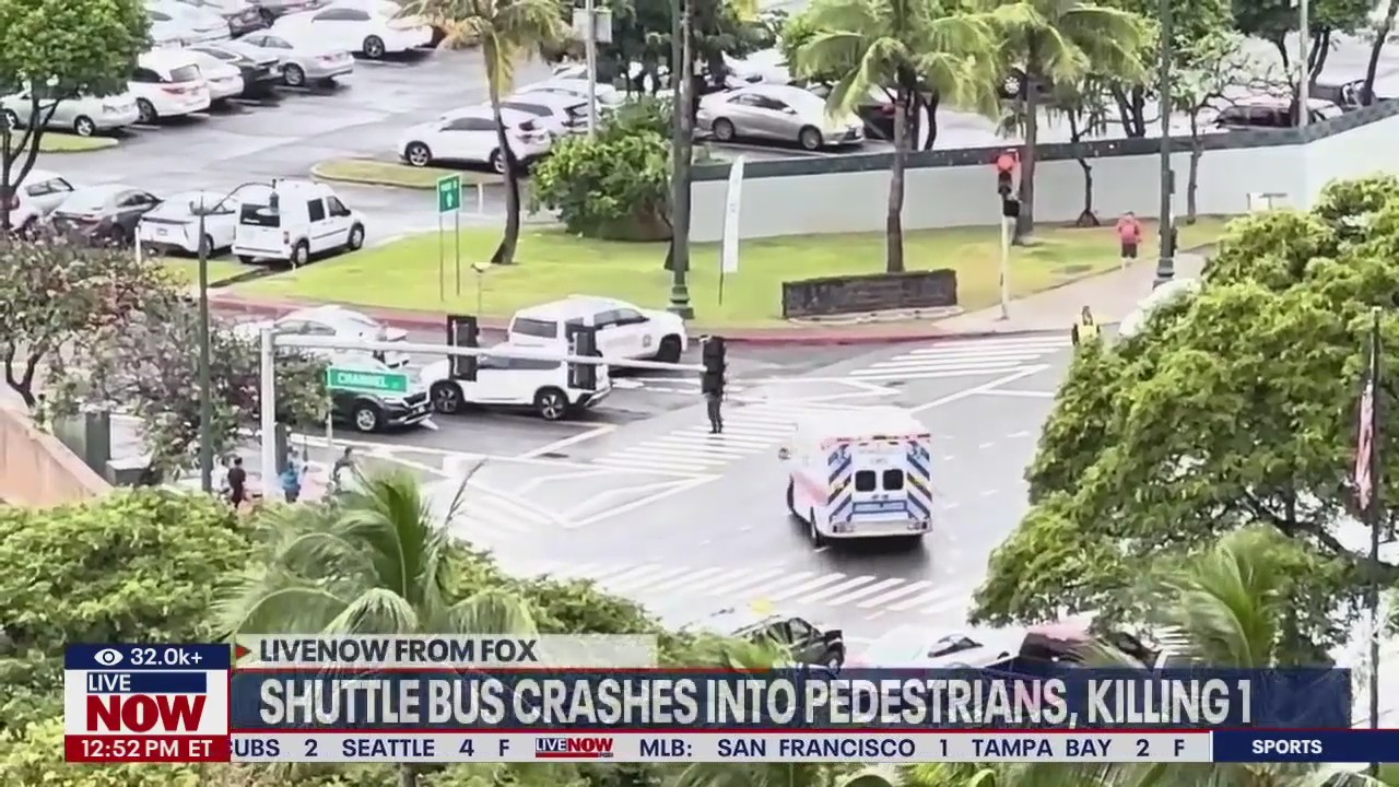 Shuttle bus hits pedestrians in Honolulu