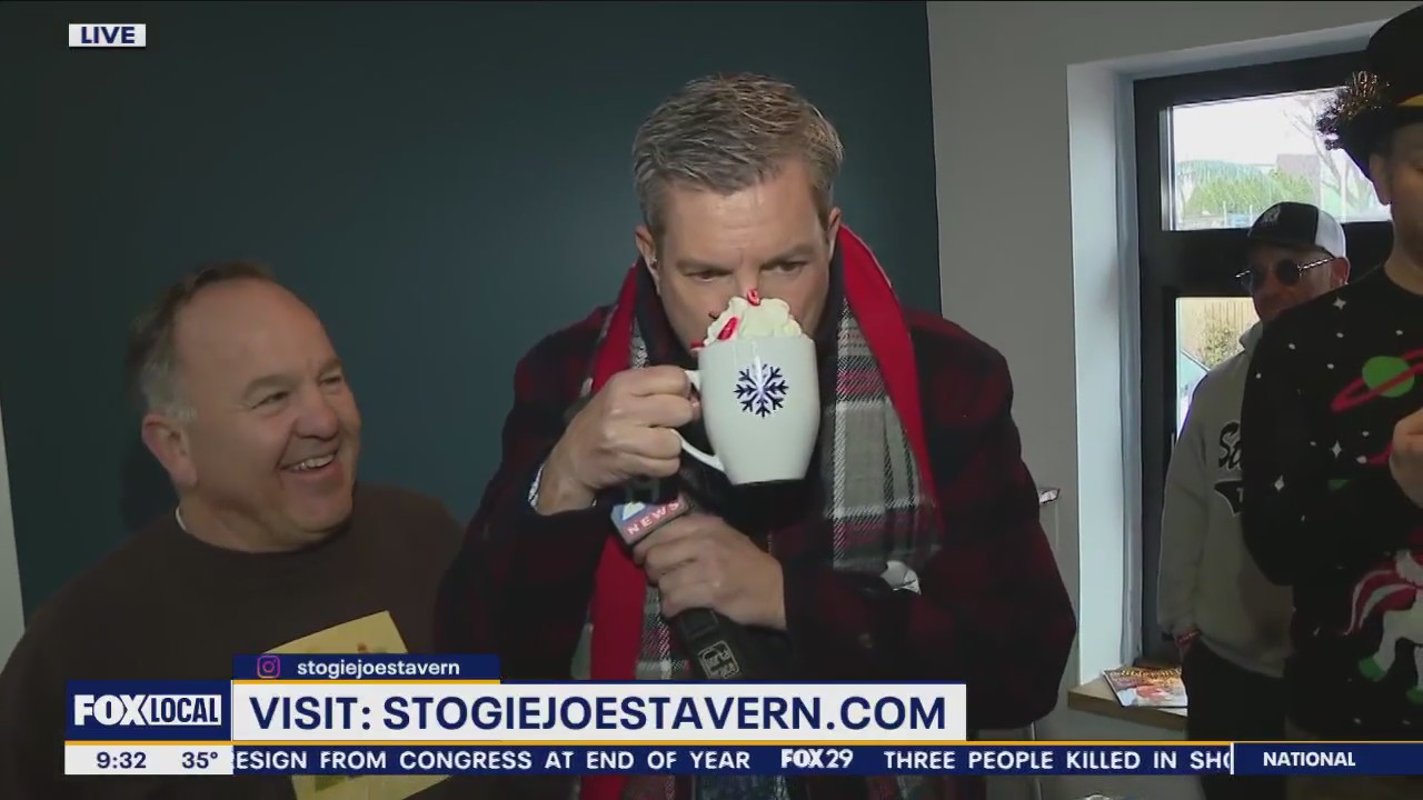 Bob Kelly carols his way through hot chocolate pub crawl