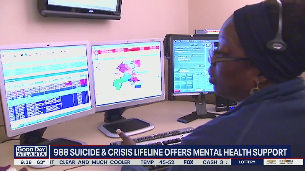 Behind the scenes of the mental health crisis hotline