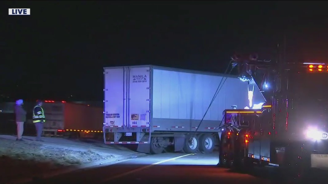 Big rig collision on I-580 in Castro Valley