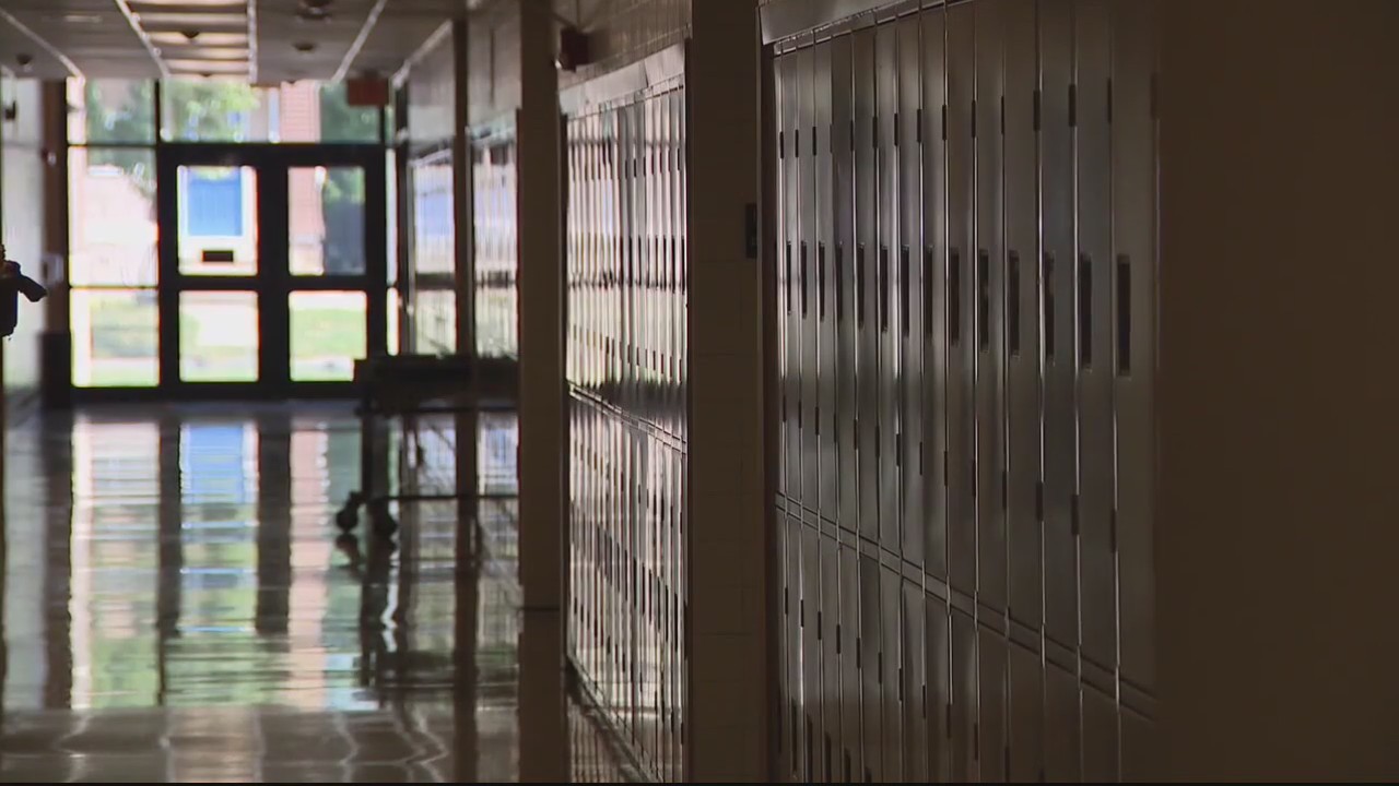Michigan schools hiring 195 resource officers