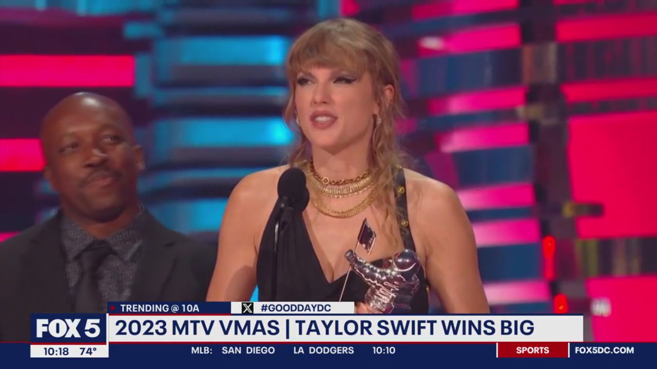 Taylor Swift, NSYNC, Shakira have big moments at the VMAs