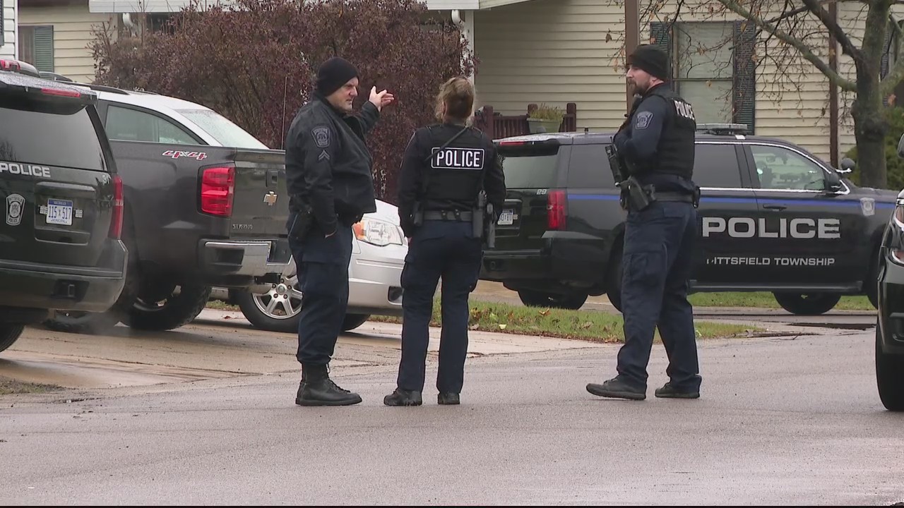 Police investigate fatal shooting of driver leading to crash in mobile home park