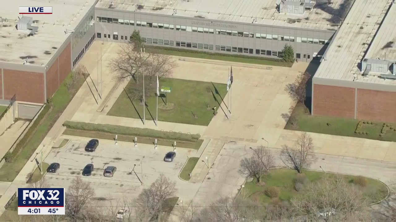 Girl struck by vehicle on Chicago’s Far South Side, driver flees the scene