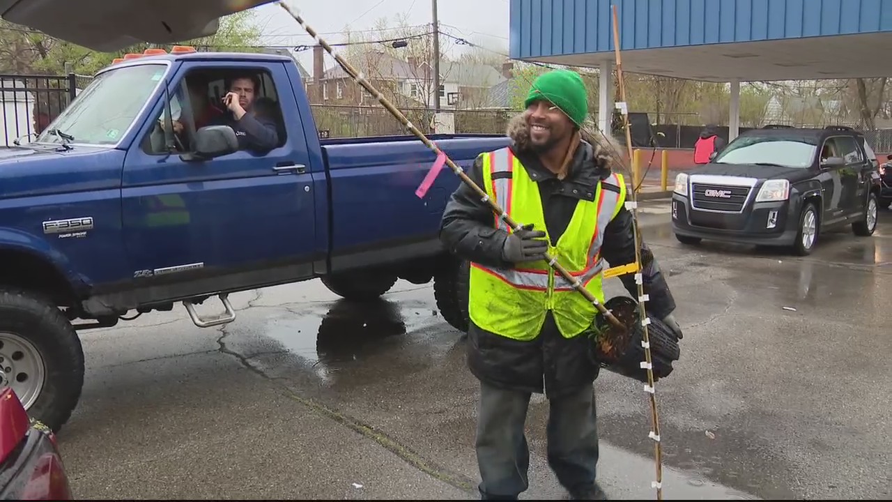 Arbor Day tree giveaway makes Detroit a little greener