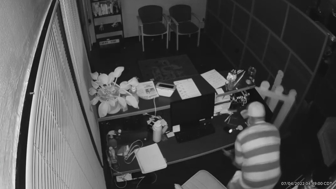 Break-ins reported at several Austin pet grooming salons