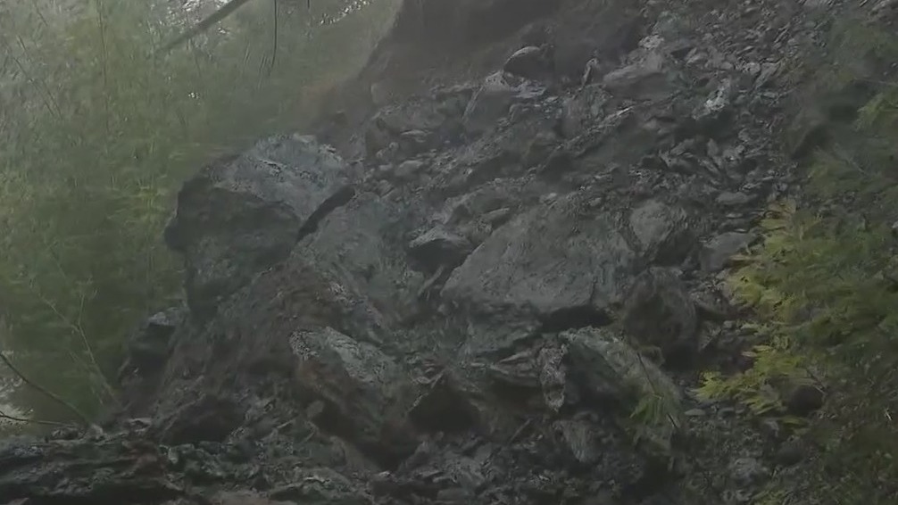 Rain causes rockslides in East Bay