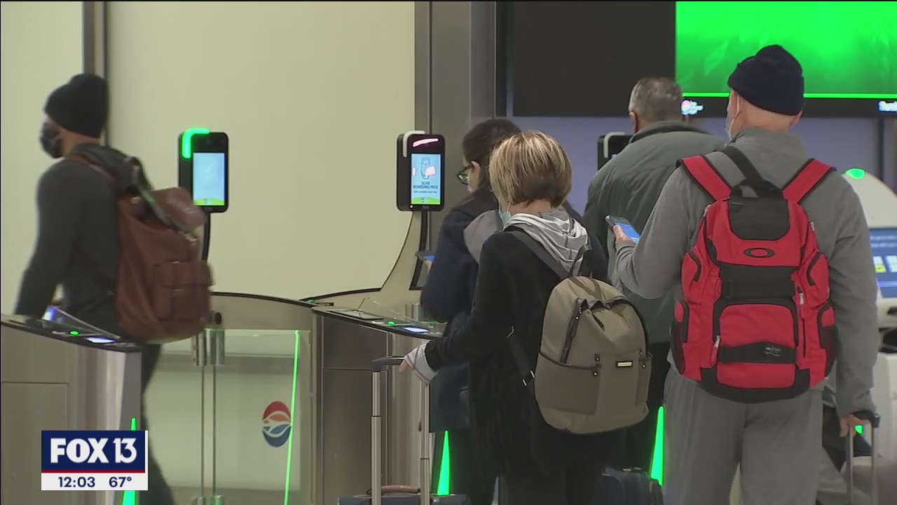 Holiday travel on full display at airports