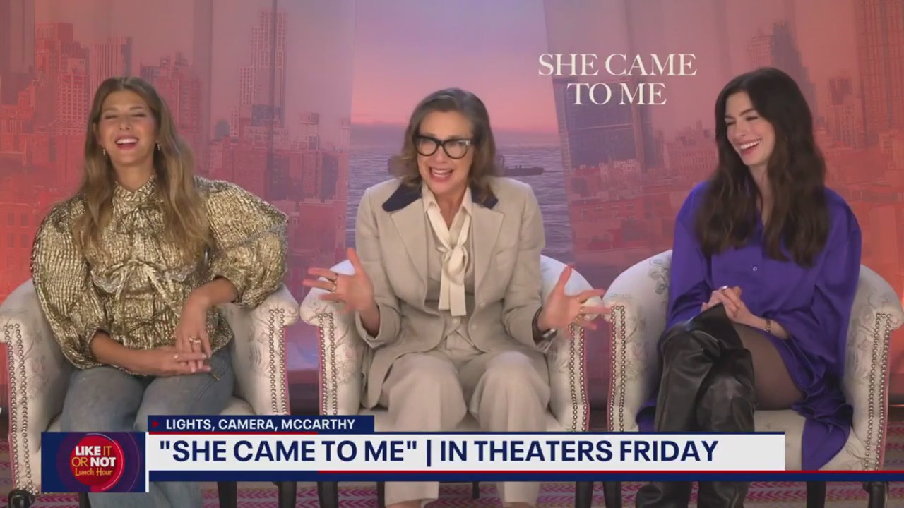 Anne Hathaway, Marisa Tomei talk new film "She Came to Me"