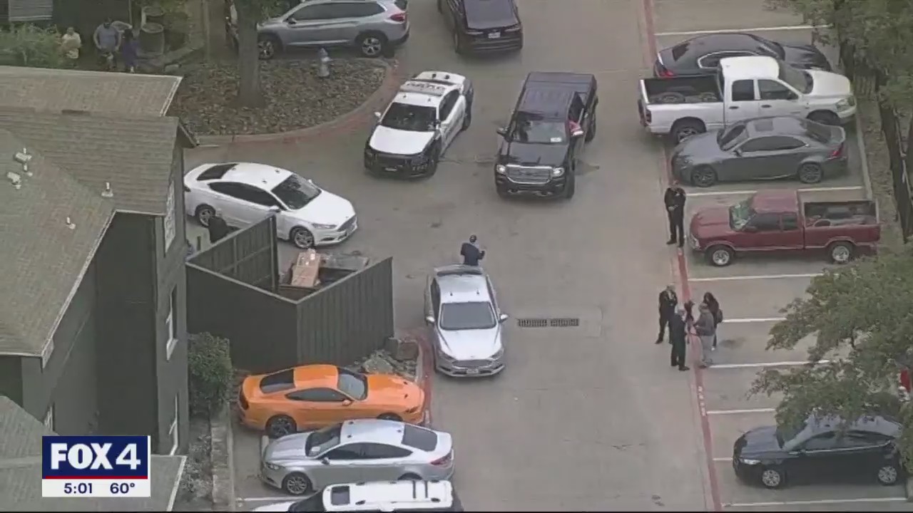 Dallas police officer shot in shootout with suspect