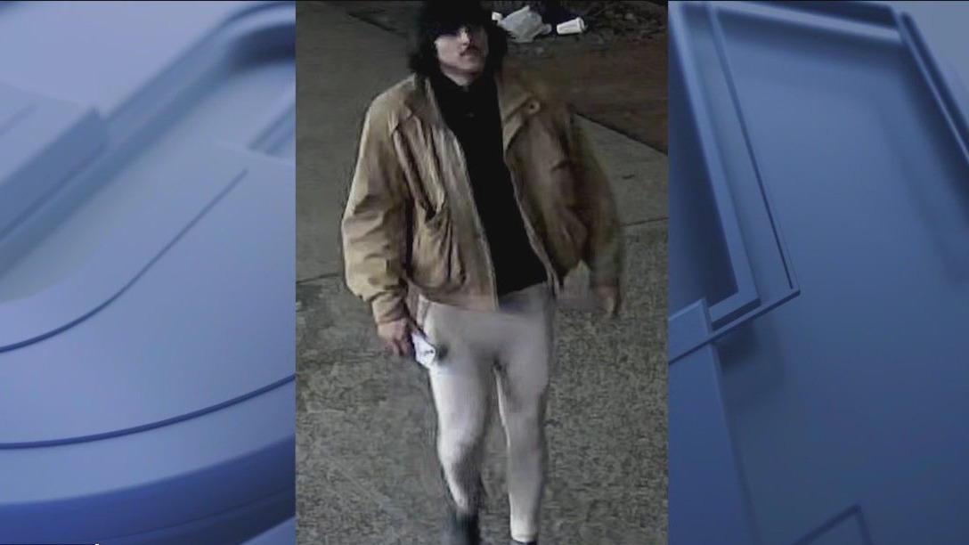 NYPD searching for SoHo hotel murder suspect