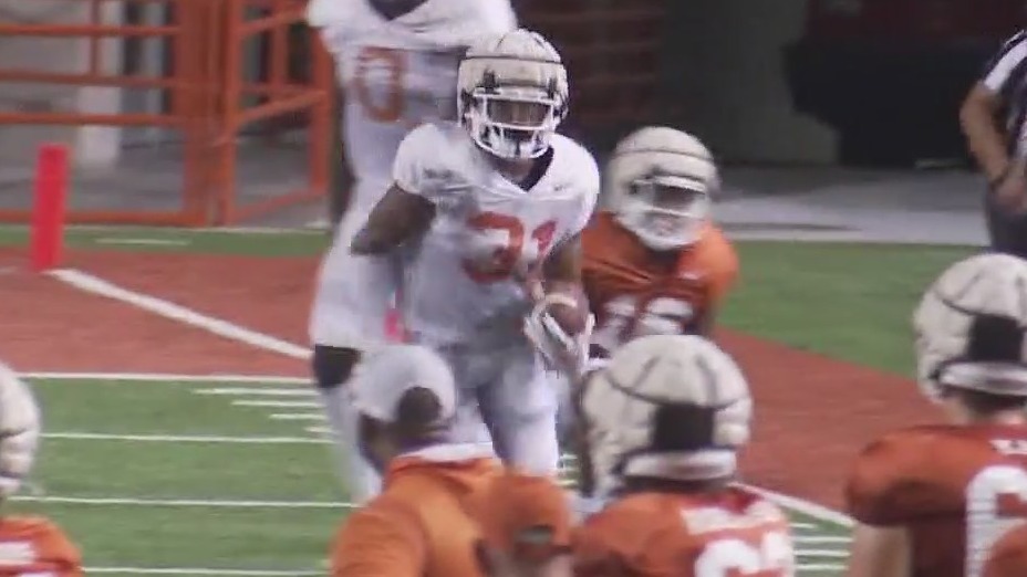Texas Longhorns kick off football season against Louisiana-Monroe