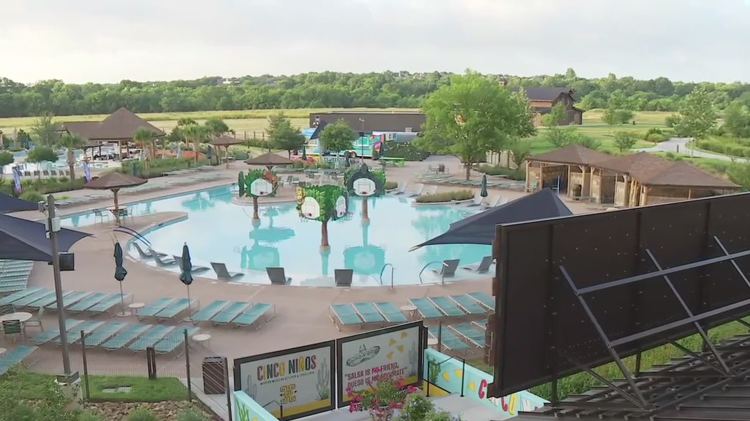 Country's largest indoor water park is right here in Central Texas