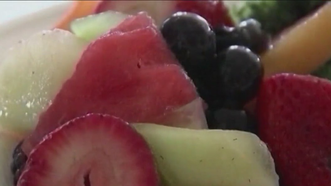 The dangers of choosing dieting as a New Year's resolution