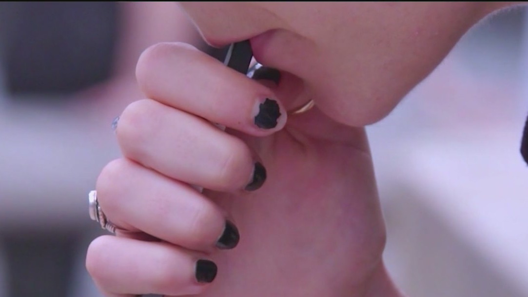 New study finds teens who exercise are more likely to vape