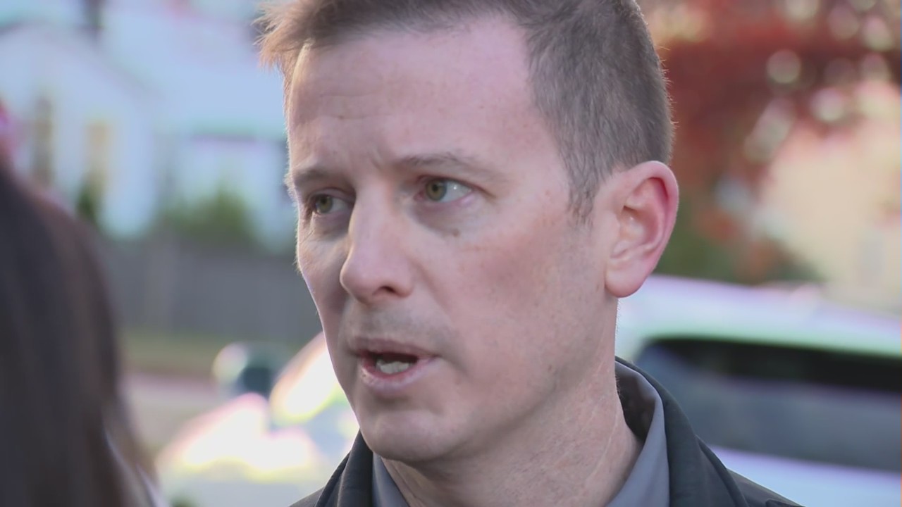 Teen driver faces DUI charges, 6 other teens seriously hurt in Fairfax County crash: police