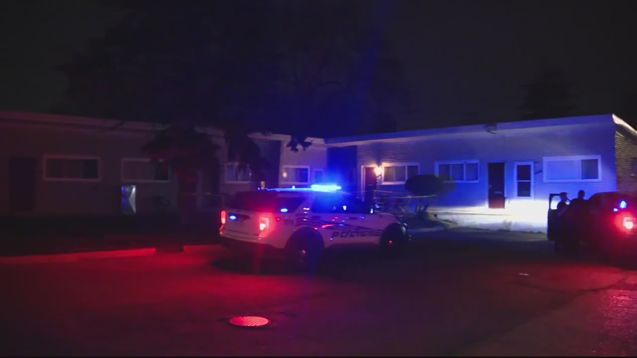 Victim shot at apartment complex off Mound Road found in car that ran out of gas