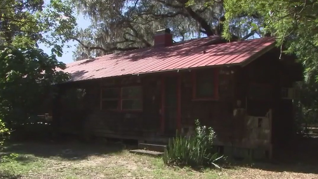New twist in hopes of preserving Moseley Property