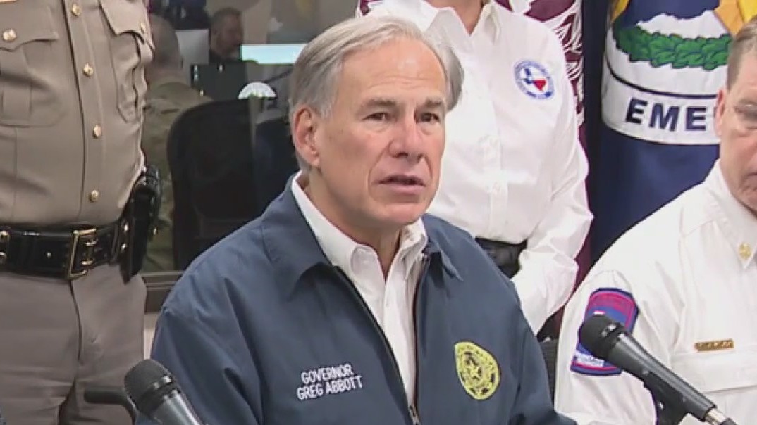 Texas politics: winter weather, border crisis
