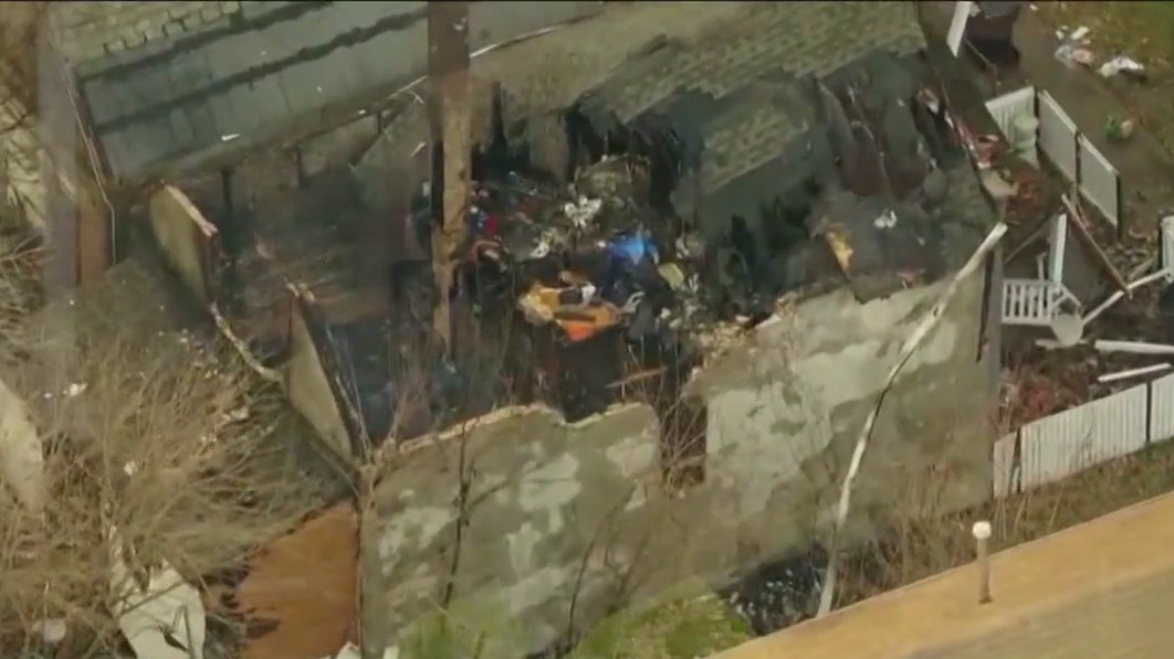 Body found among debris of North Lawndale house fire
