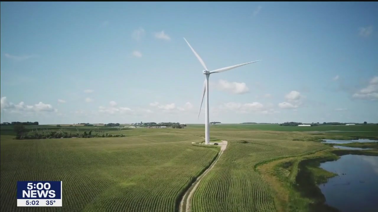 Walz signs bill to make Minnesota carbon-free by 2040