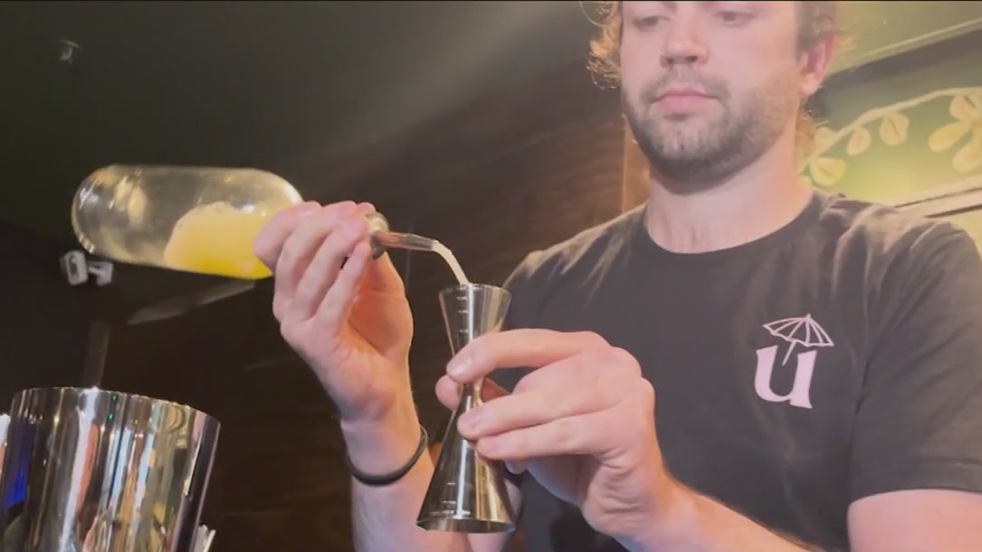 Growing number of sober, non-alcoholic bars