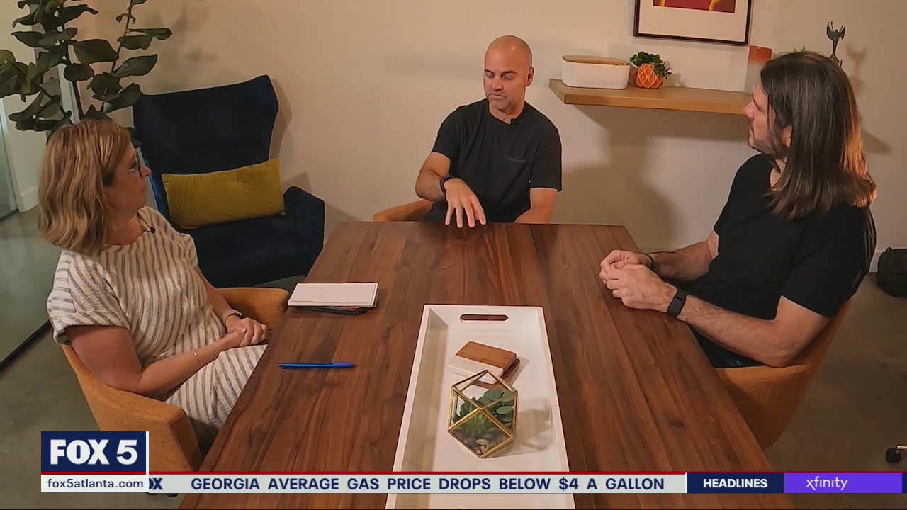 New device works to get people away from their smartphones