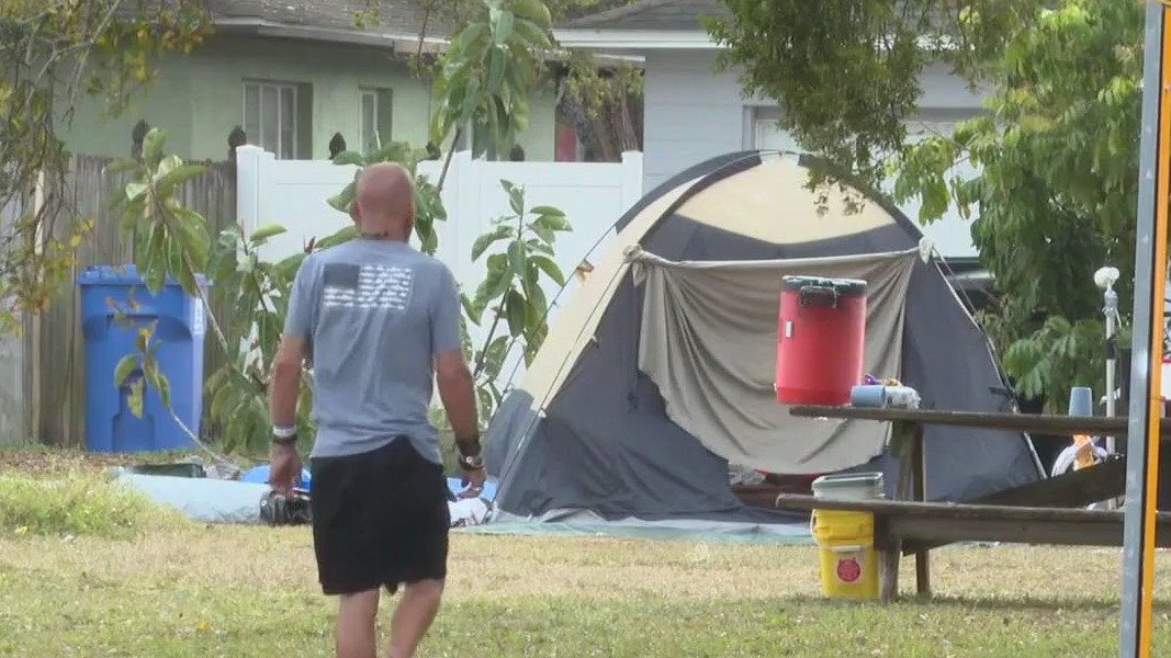 FL bill banning homeless sleeping in public