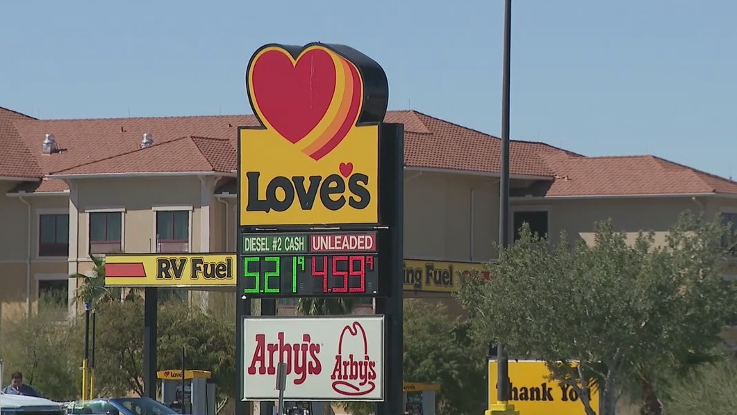 Rising gas prices hitting Arizona truckers hard