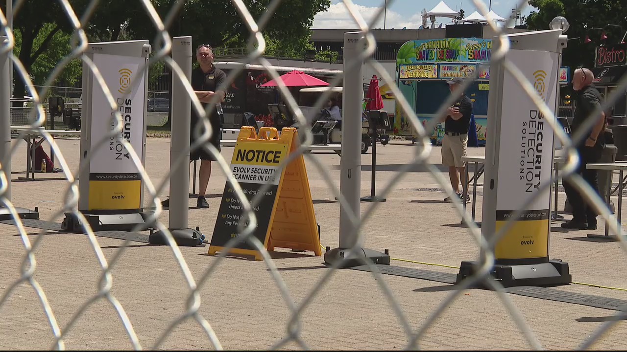 Hart Plaza weapons-free for downtown fireworks