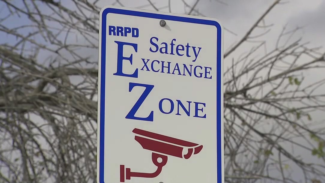 Cops set safe online sales exchange locations