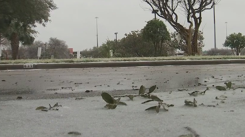Authorities urging Texans to stay home as road conditions are hazardous
