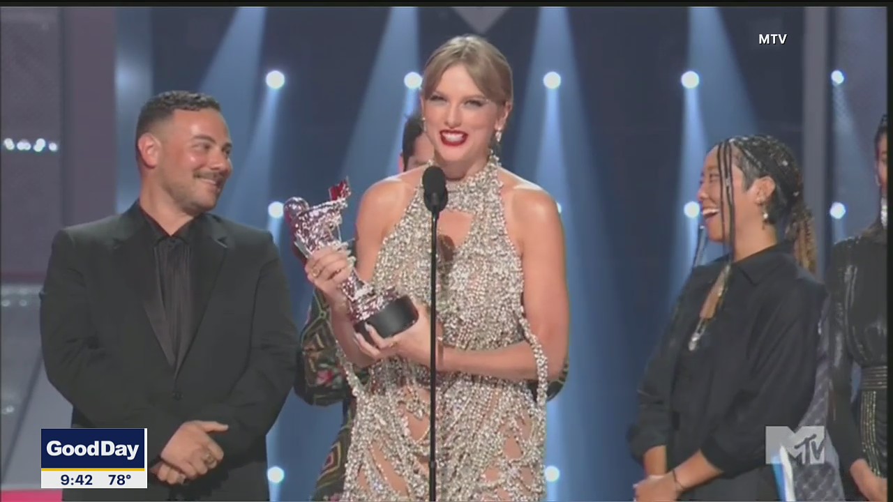 Extra: VMAs and the Mariah Carey, Meghan Markle interview