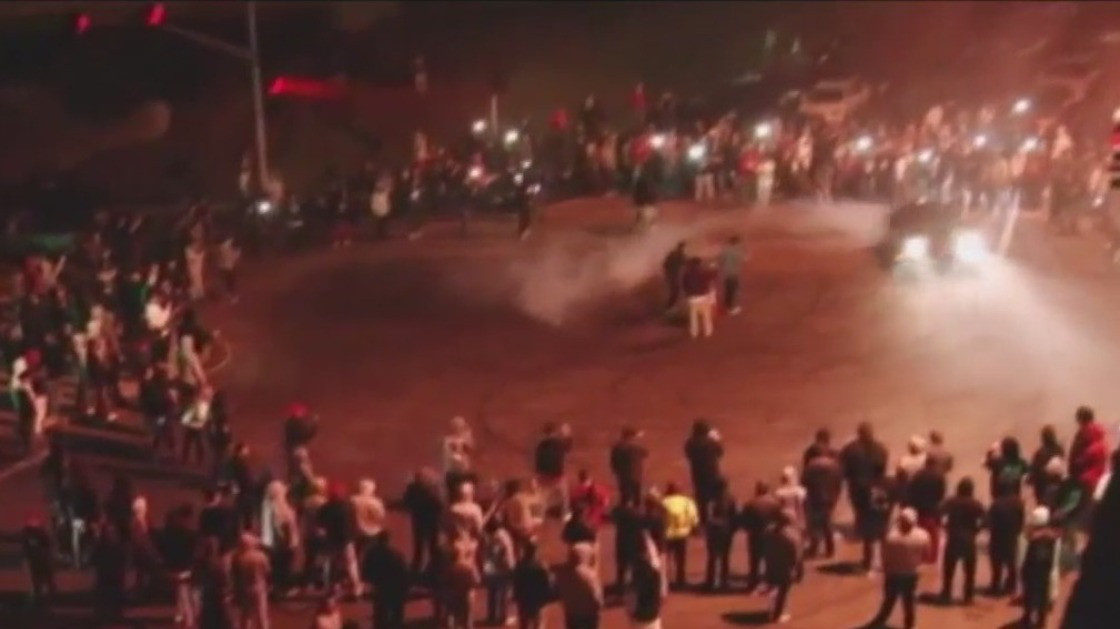 Alameda County considers fining sideshow spectators