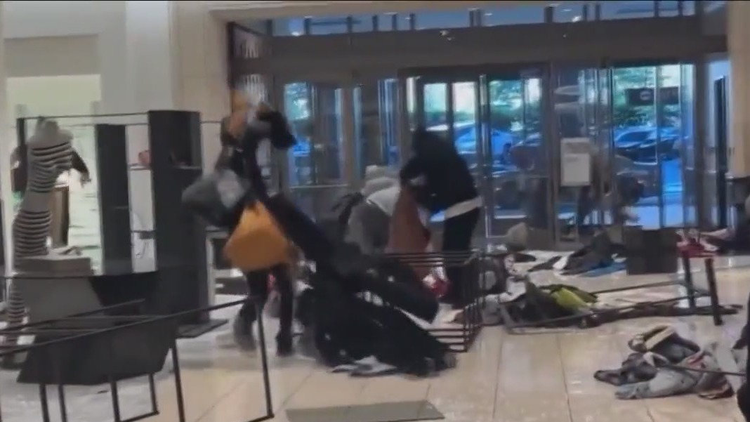 SUGGESTED: Arrest made in Glendale mall burglary