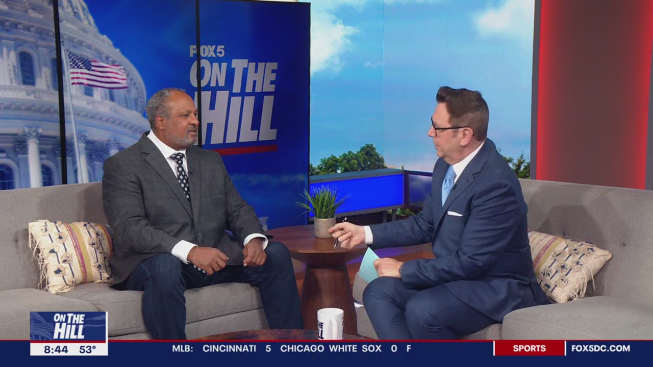 Senators sponsor legislation to improve health care for veterans